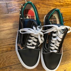 Vans Old Skool Zip Black and White Sneakers